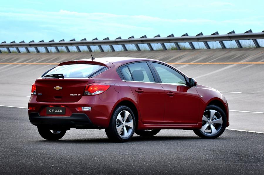  Chevrolet Cruze Sport6 2012 года  (фото 38 из 63)